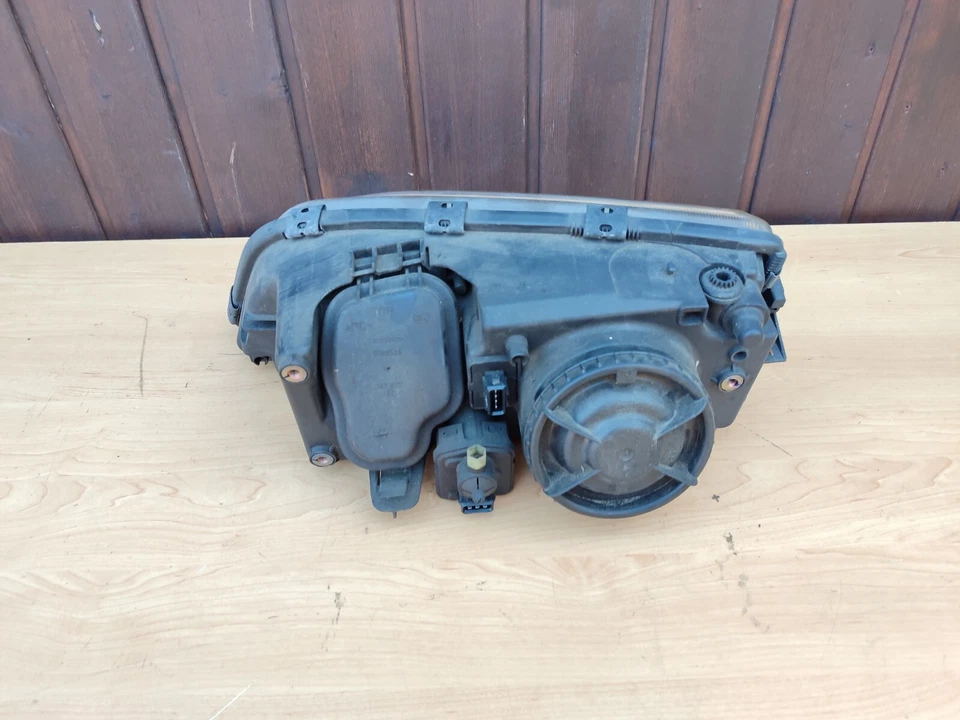 Scheinwerfer Klarglasscheinwerfer rechts Volvo C70 I V70 I S70 9467889 8628756 - Bild 4 von 4