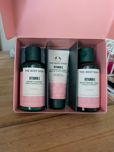 The Body Shop Vitamin E Gift Set NEW Hydrate & Quench