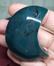 Moss Agate Crystal Cresent Moon Carving 5.7cm Healing Gift Chakra Reiki 