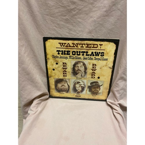 The Outlaws Wanted LP RCA 1976 APL11321 Waylon Jennings Willie