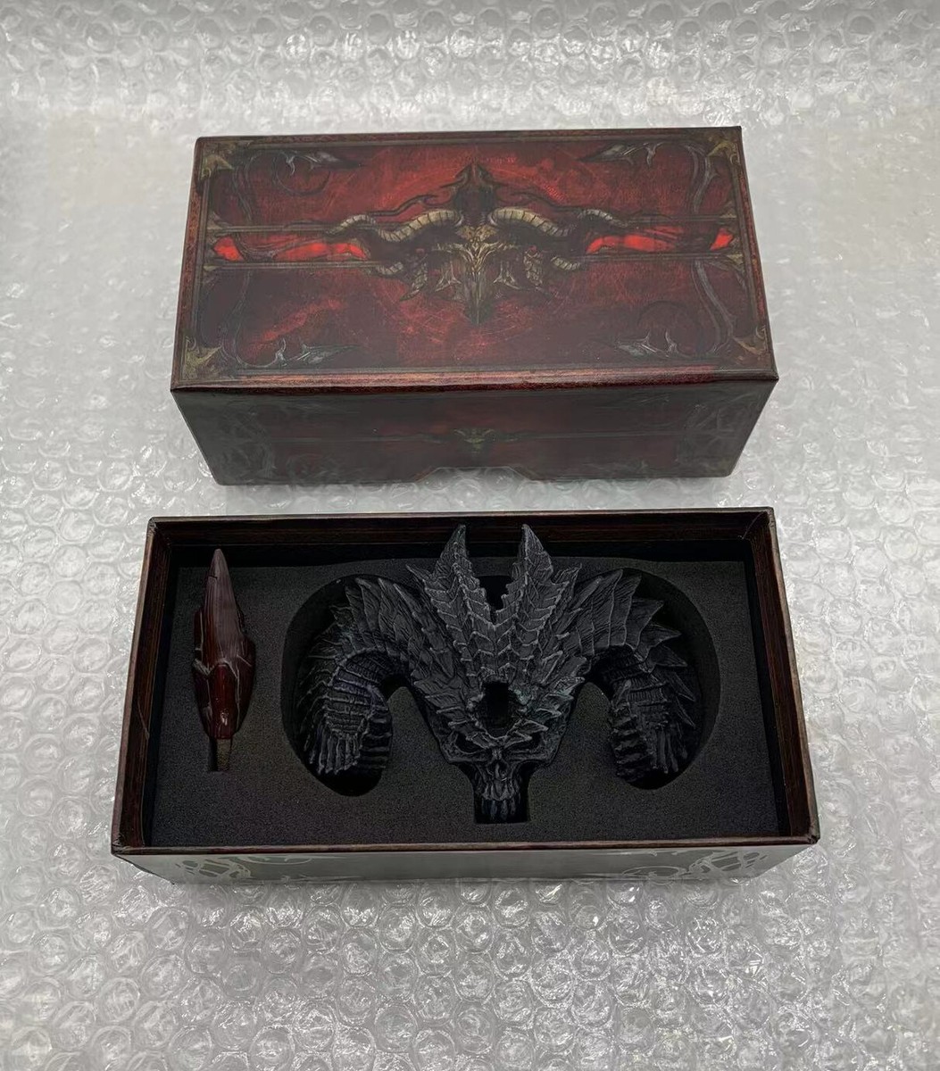 Blizzard Diablo 3 Collector's Edition black soul stone U Blizzard Diablo 3 Collector's Edition black soul stone U