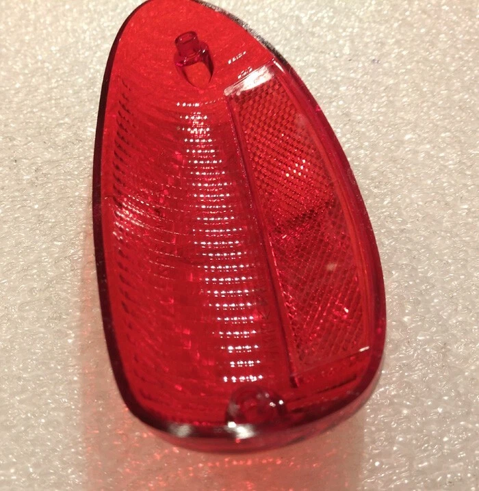 VETRO FANALE POSTERIORE VESPA ET2 ET4 50 125 150 ORIGINALE DELLA TRIOM T229118 - Immagine 3 di 4