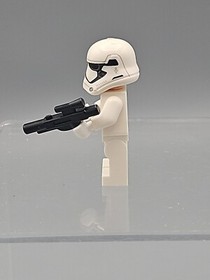 Lego Minifigure First Order Stormtrooper (SW0667) From Star Wars 75139 75132