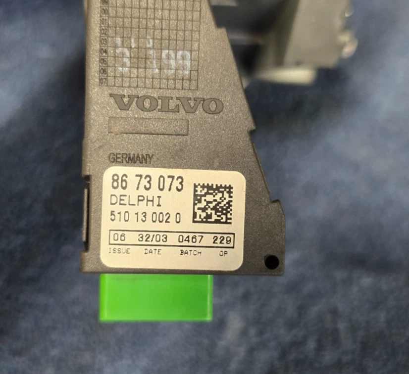 Переключатель зажигания и ключ 2004 Volvo V70 03/06 ЧИТАЙТЕ - Изображение 3 из 4