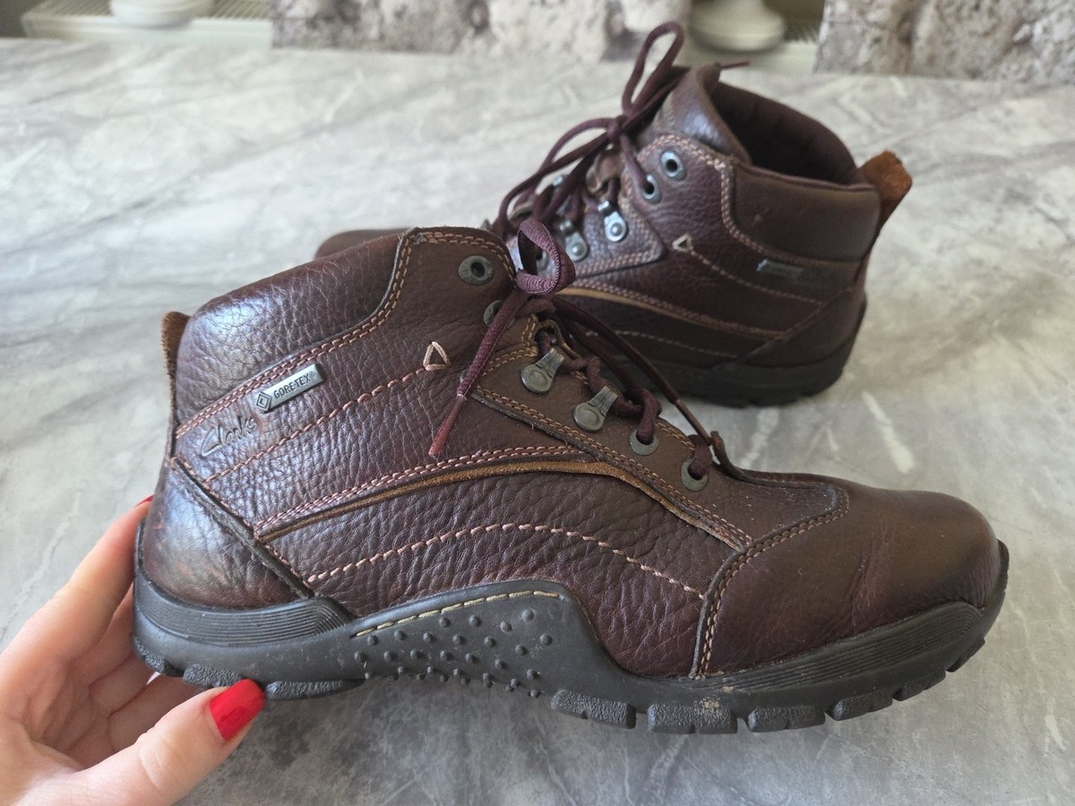 CLARKS BROWN LEATHER GORE TEX LINED BOOTS MENS SIZE UK8 G GENUINE