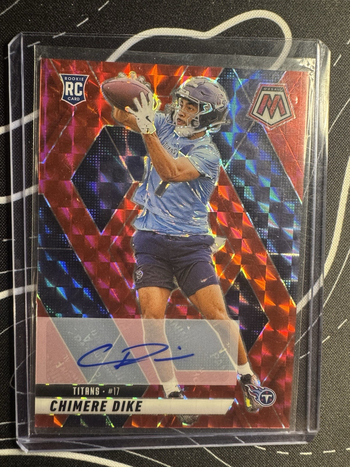 2025 Panini Mosaic - Rookies Chimere Dike #356 Red Mosaic Prizm Autographs /199