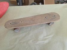 HTF VTG ZIPEES SIDEWALK SURF BOARD Wood Skateboard Metal Wheels M369 Manning MFG