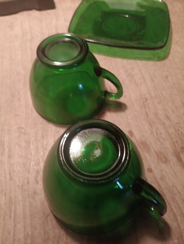 2 Depression Green Glass Forest Green Cups Saucers - Picture 7 of 7