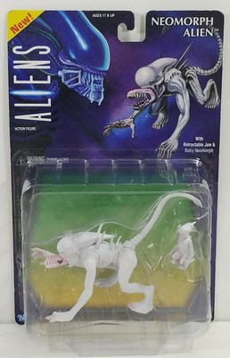 Alien vs Predator Classics ~ 5.5  inch Action Figure and Baby ~ Neomorph ~ NECA