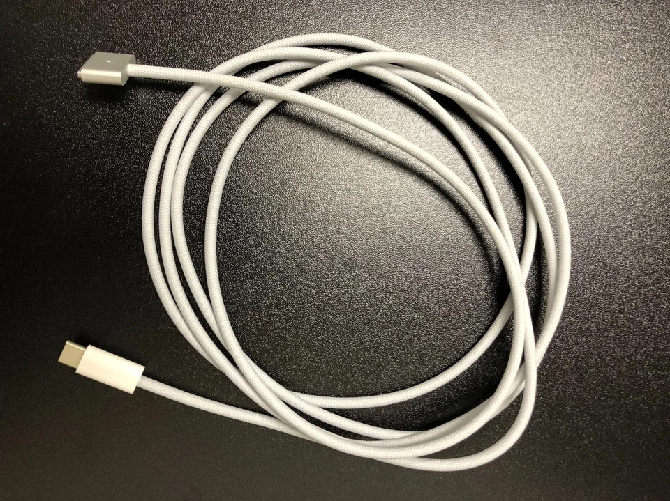Apple 2m USB-C to MagSafe 3 Power Cable for 2021 APPLE MacBook Pro 14" 16" A2363 - Image 3 of 3