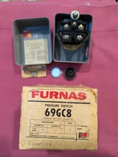Furnas Electric Pressure Switch  69GC8 20-40 Pounds  2 Pole 120-240 V AC Open Bx