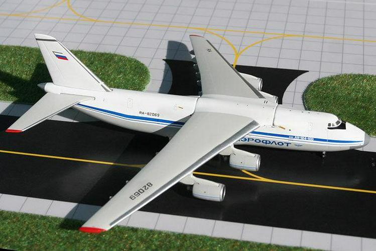 Antonov An-124 Aeroflot RA-82069 Scale 1:400 by GeminiJets