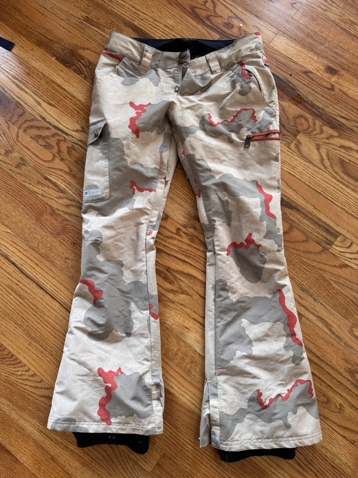 Women’s DC Ski/ Snowboard Pants