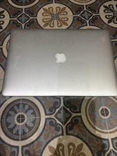 Macbook Pro Retina 15-inch 2013  2GHz intel core i7 Memmory 8 GB Storage 251 GB
