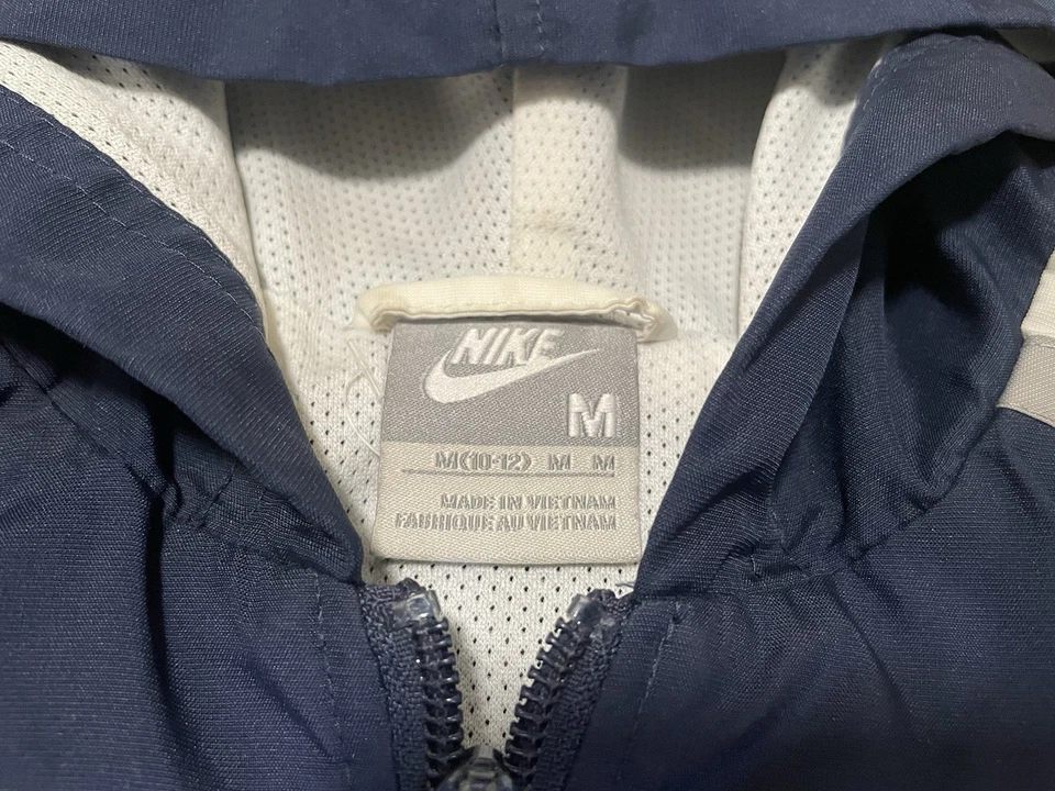 Chaqueta cortavientos Nike vintage años 90 juvenil talla M 10-12 Y2k azul nailon retro ropa de calle Foto 3 de 4