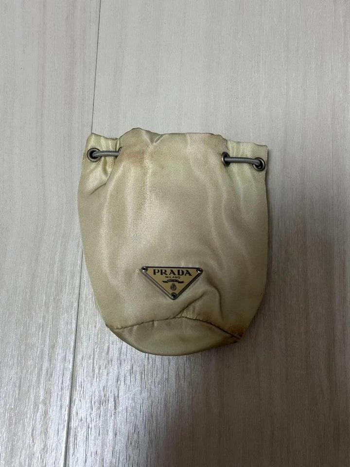 Authentique sac pochette à cordon en nylon PRADA beige triangle logo plaque f... - Photo 1/2