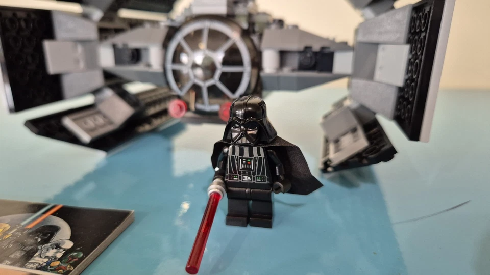 LEGO Star Wars 8017 Darth Vader's TIE Fighter, photo 3 sur 5
