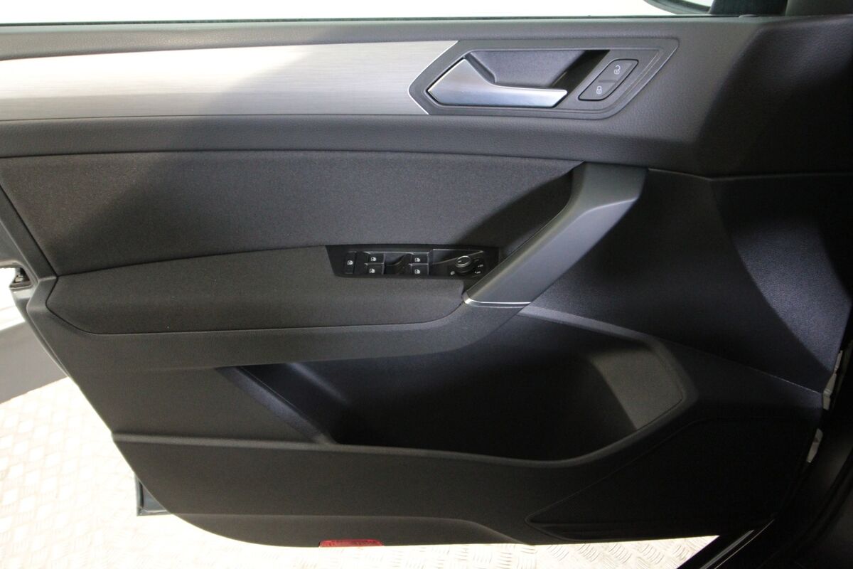 VW Touran 1,6 TDi 115 Comfortline DSG 7prs