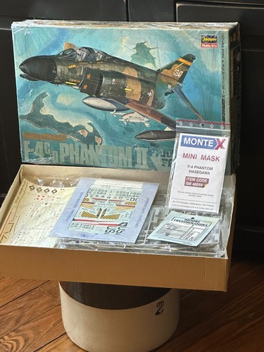 HASEGAWA 1/48 F-4 C/D PARTS SEALED WITH EXTRAS DECALS MONTEX MASK