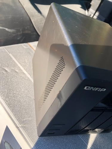 QNAP TS-419P II NAS 4-Bay Network Storage eSATA USB RAID Fast Gigabit Network - 第 4/14 張圖片