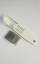 Pampered Chef Measuring Spoon  Adjustable ~ 1 TSP to 1 TBSP & 5mL to 15mL Solid