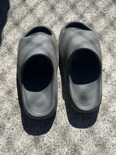 Adidas Yeezy Slip On Slide Men's Sandals Size US 8 Dark Onyx ID5103