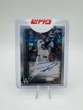 Hyeseong Kim 2025 Topps Chrome Baseball Rookie Refractor Auto /499 Dodgers RC