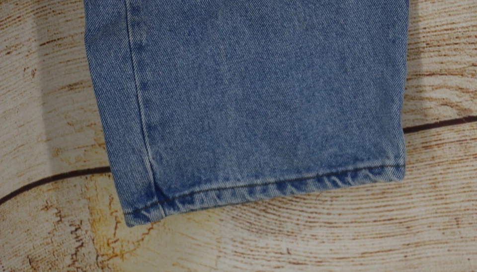 VINTAGE Mens Size 42x34 Wide Leg Light Wash Jeans - Image 3 of 4