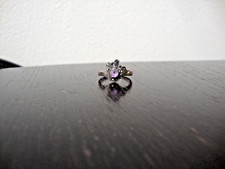 VINTAGE AMETHYST W/ MARCASITE FLOWER MOTIF RING STERLING SILVER STAMP 925 SZ 7.5