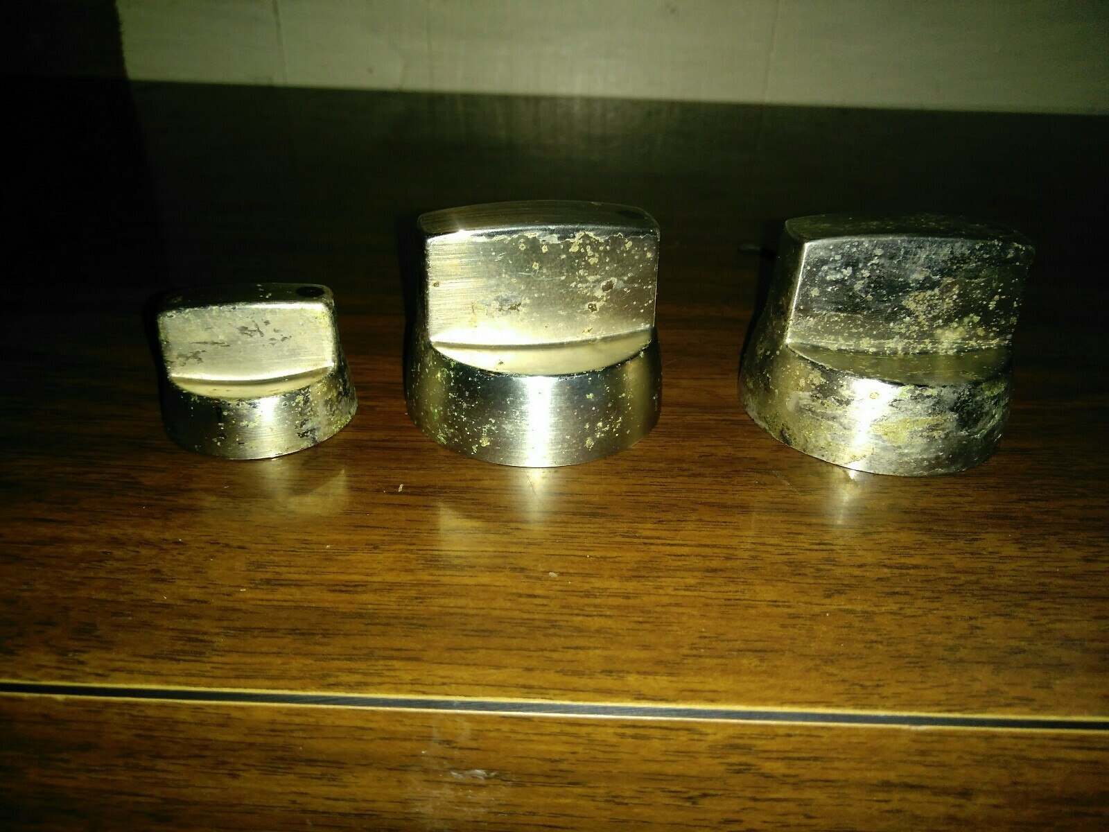 CHAR BROIL master flame BBQ GRILL REPLACEMENT KNOBS LOT OF 3 USED 2