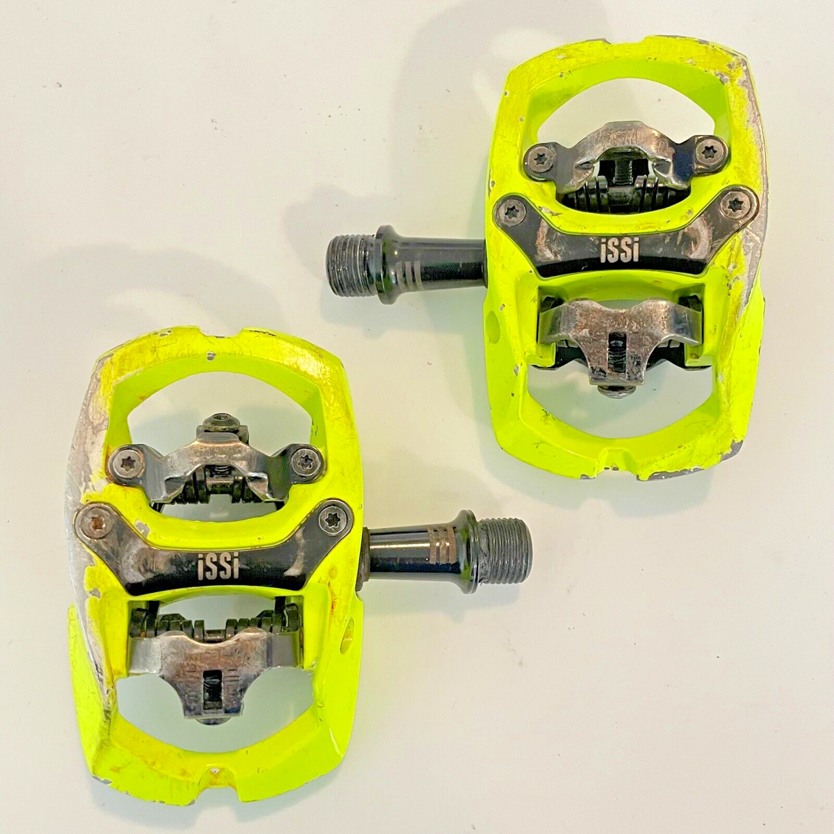 iSSi Trail II SPD Compatilbe Clipless Pedals w/ 9/16