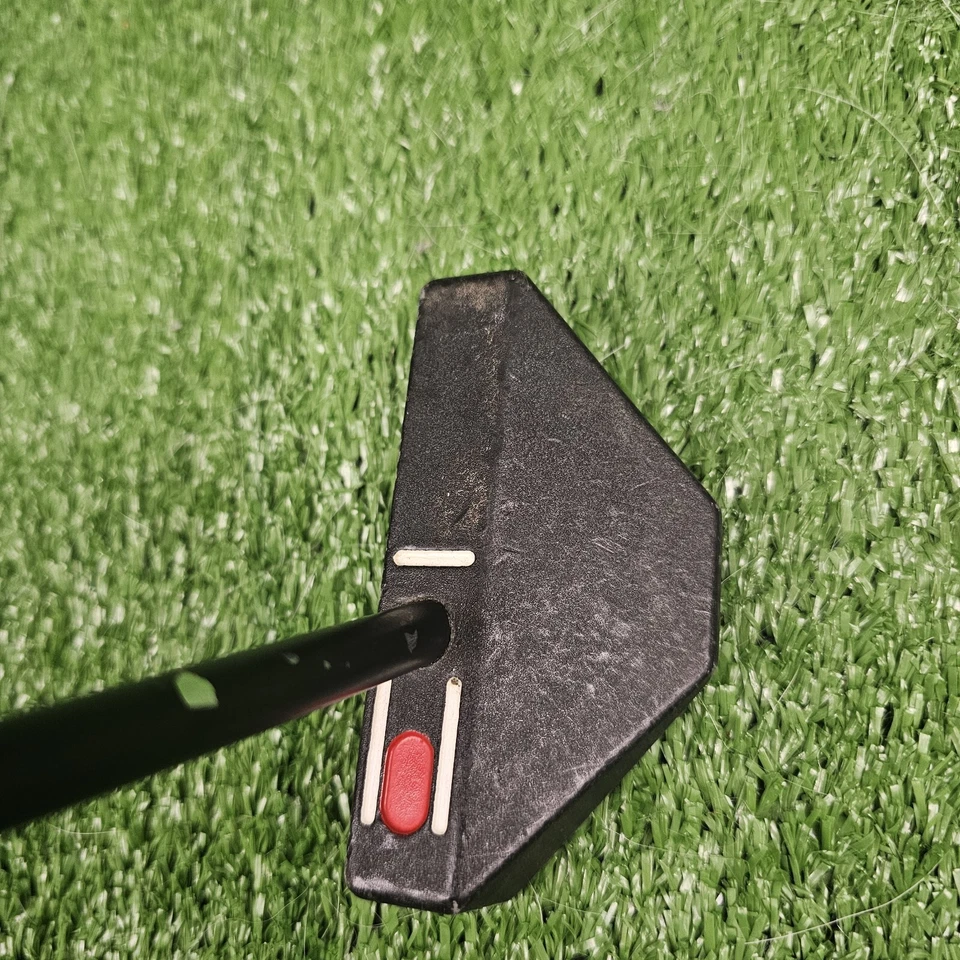 The SeeMore Putter with Ground Plumb Center Shafted Mid Mallet 34.5" Putter RH - Image 3 of 4