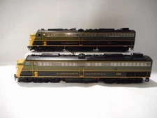 Rapido 28815-1/2 Canadian National E9A Locomotive Set #102/#103 - DCC/Sound