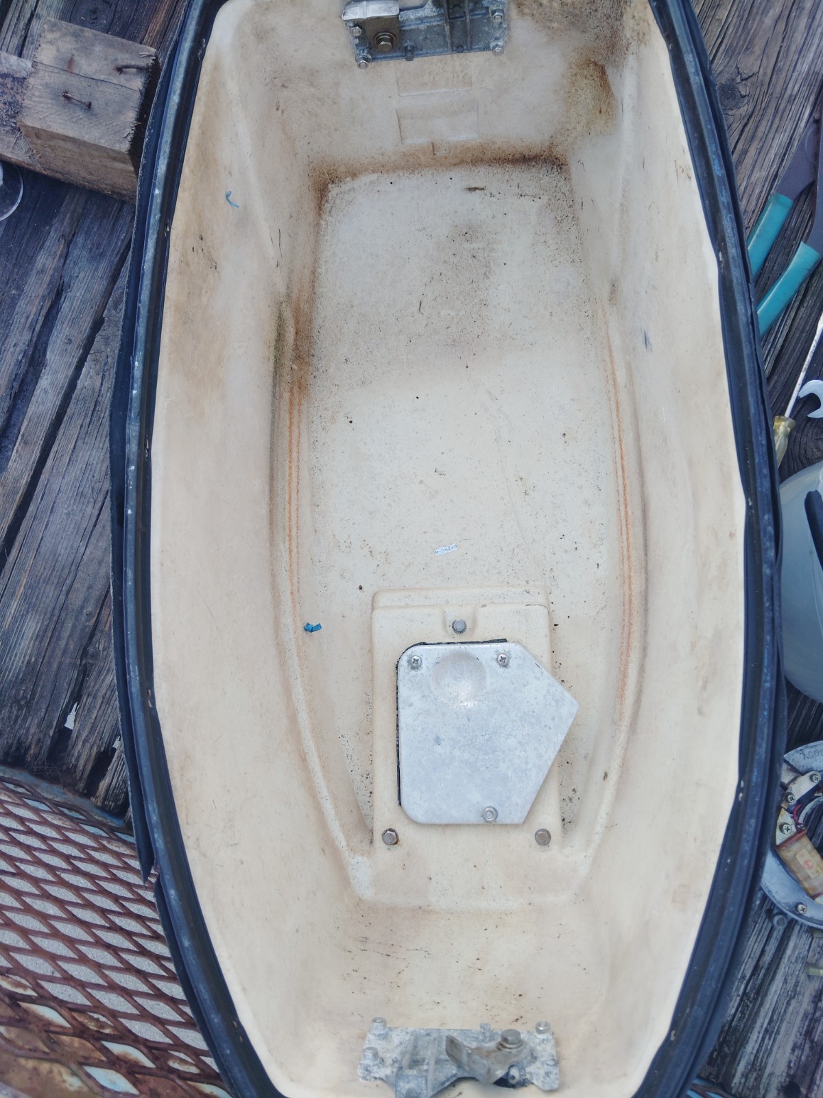 NISSAN TOHATSU OUTBOARD MOTOR part out COWLING 50 60 70 HP 389675200