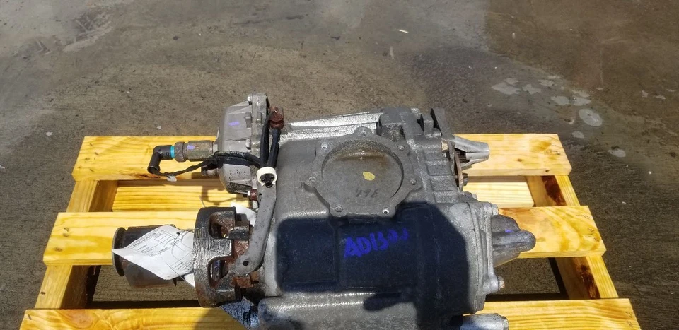 16 MERCEDES BENZ G550 W463 4.0L TRANSFER CASE ASSEMBLY Foto 3 de 4