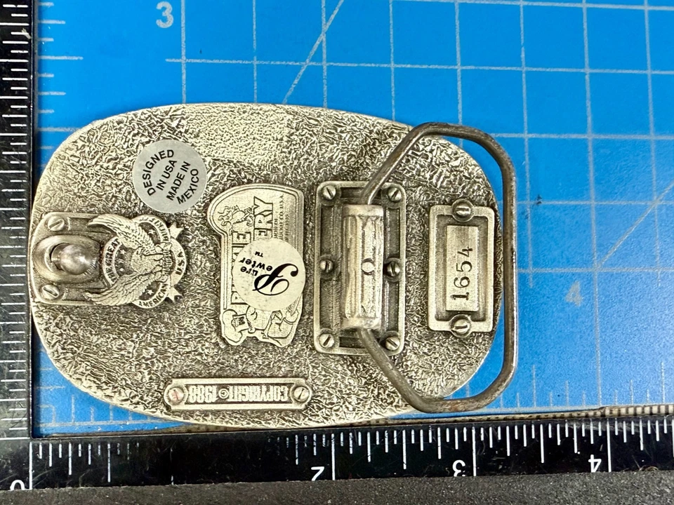 America's Finest Law Enforcement Integrity Justice Peltre De Colección 1988 Hebilla de Cinturón Foto 4 de 4