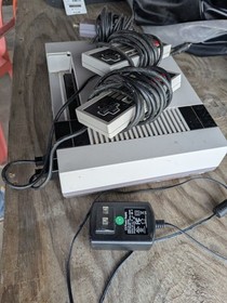 Nintendo NES System, Two Controllers,  Power Supply  (Works)