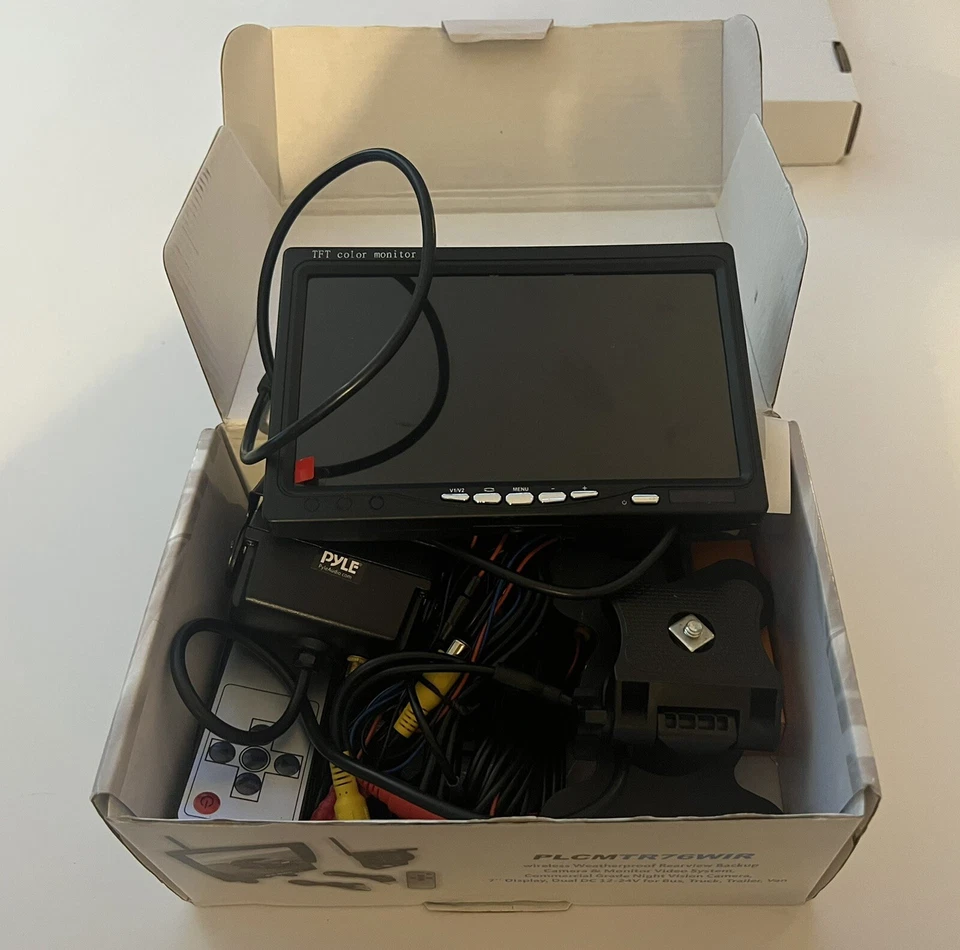 "Cámara de respaldo trasera inalámbrica PLCMTR76WIR y sistema de video monitor visión nocturna 7""" Foto 4 de 4