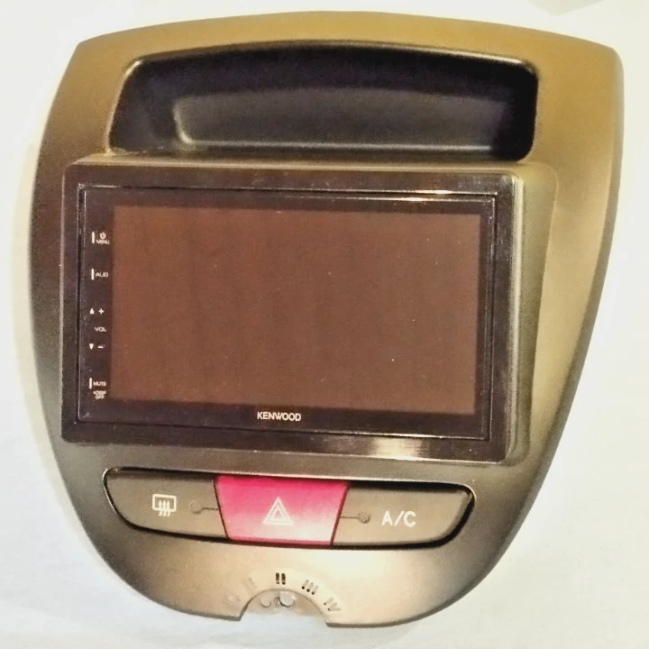 Kenwood DMX129DAB Android-Autoradio DAB+ BT USB AV mit Einbaurahmen Aygo Gen.1 - Bild 2 von 4