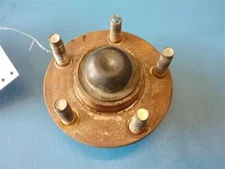 98 99 FORD MUSTANG FRONT HUB WITHOUT ABS 161104