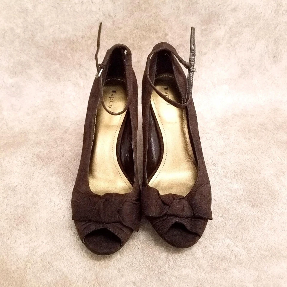 Apt. 9 Женщин живой размер 8 коричневый поскользнуться на Peep носок лодыжки ремень каблуки насосы - Изображение 2 из 4