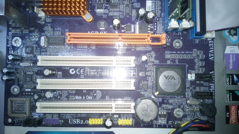 Placa base ECS K8M800-M2 + AMD Sempron 3000+ a 1.8 ghz sock754 + 2 Gb ddr400 - Imagen 4 de 4