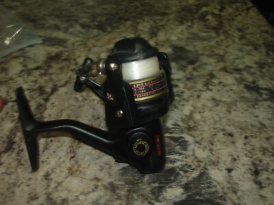 beginner surf fishing rod reel Carbon Combo Color:LX-HD500-P salt tough components Daiwa spinning rod 570 Blue Spotted Boxfish