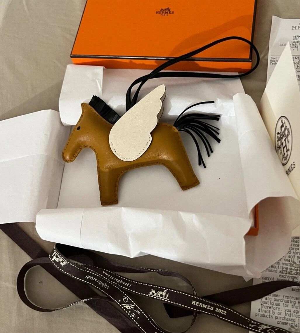 hermes pegasus charm