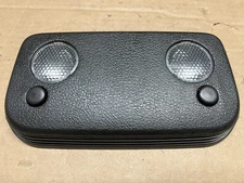 05-09 FORD MUSTANG OVERHEAD VANITY DOME LIGHT ASSEMBLY OEM BLACK