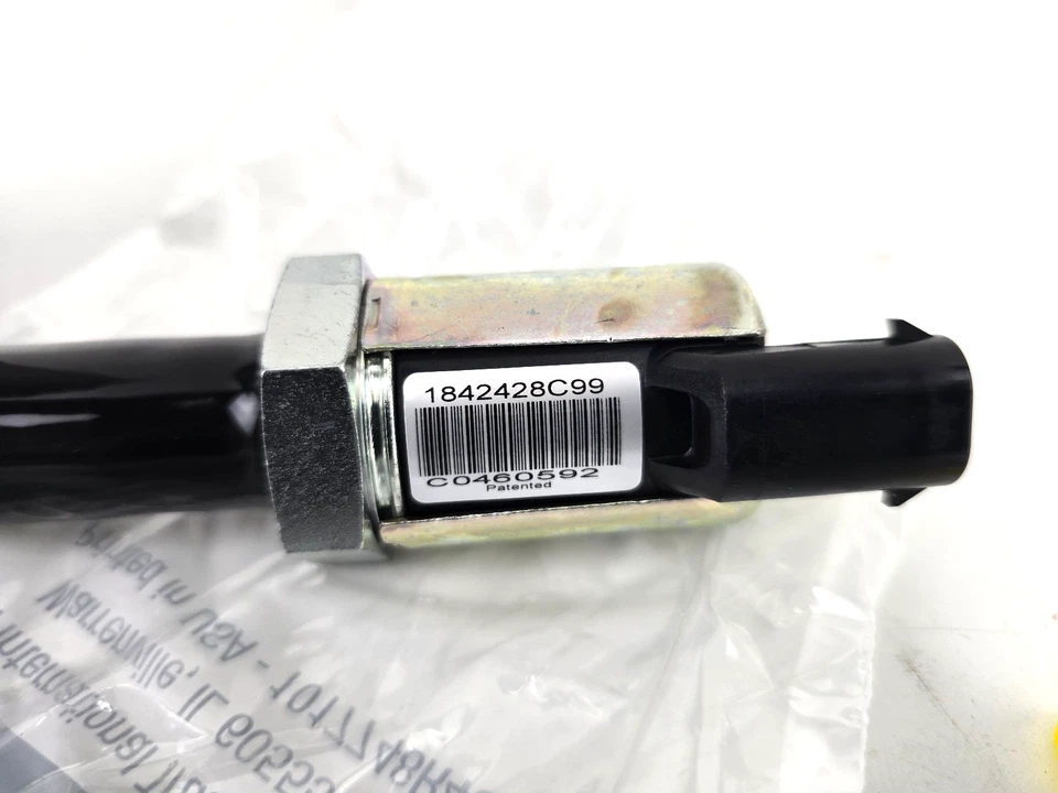 Genuine International Navistar IPR Valve Kit 1878571C94 1842428C99 DT466E - Image 3 of 4