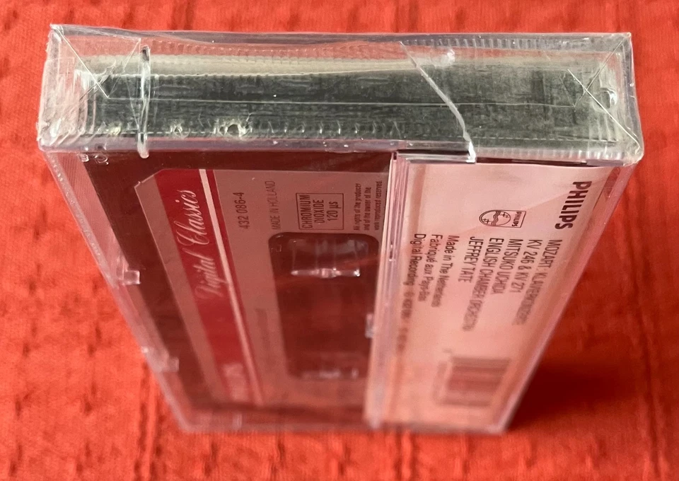 MOZART PIANO CONCERTOS NOS 8 & 9 - CASSETTE TAPE - MITSUKO UCHIDA/JEFFREY TATE - Image 3 of 3