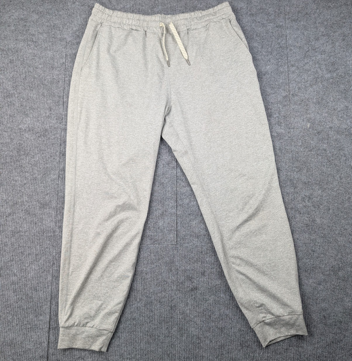 Vuori Performance Joggers Womens Medium Pale Grey Heather Gray Lightweight