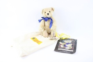 Steiff Bunnys Bear Teddy Bear Mohair EAN 662232 Bunny Campione Antique Roadshow