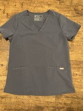 Figs Casma FW1100 Three-Pocket V-neck Scrub Top Women  s Size S